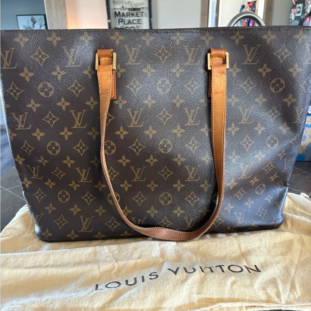 LOUIS VUITTON Monogram Luco Shoulder Bag 💼 FL1021